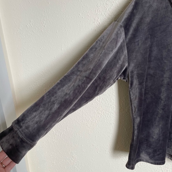 House of Harlow 1960 Velour Top - Picture 2 of 5